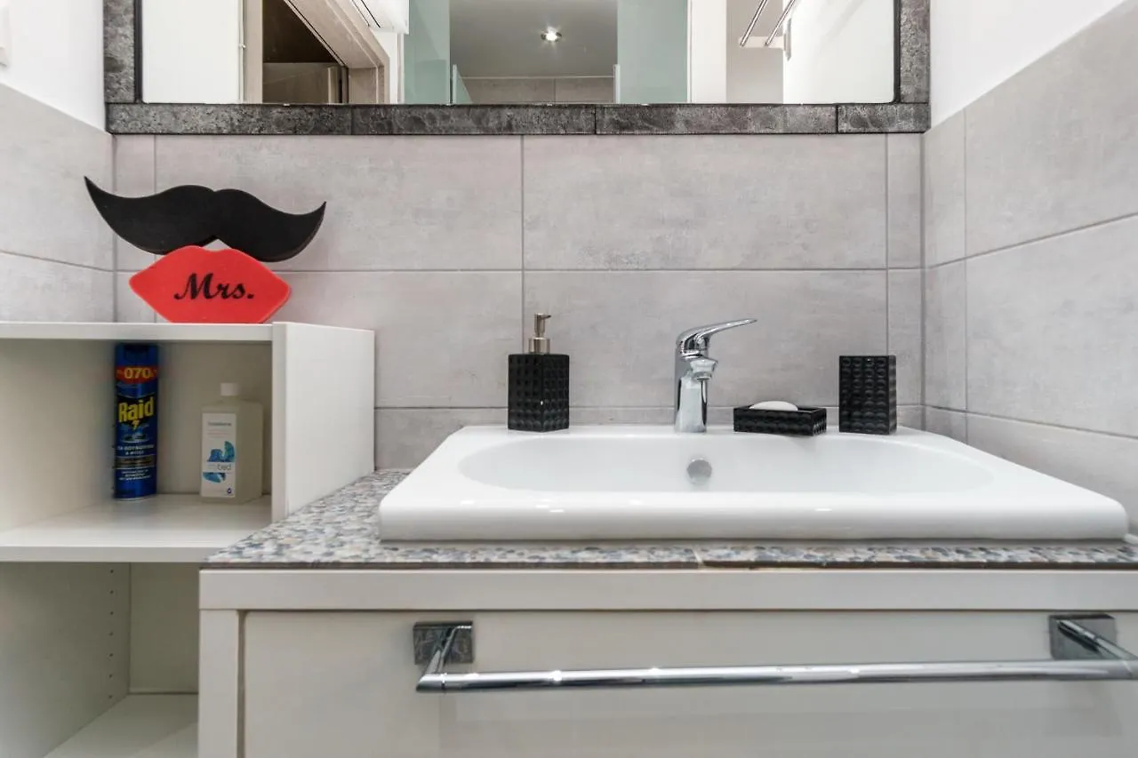 Apartament C.8 Indigo&Leon #Suite_In_City_Center Salonic